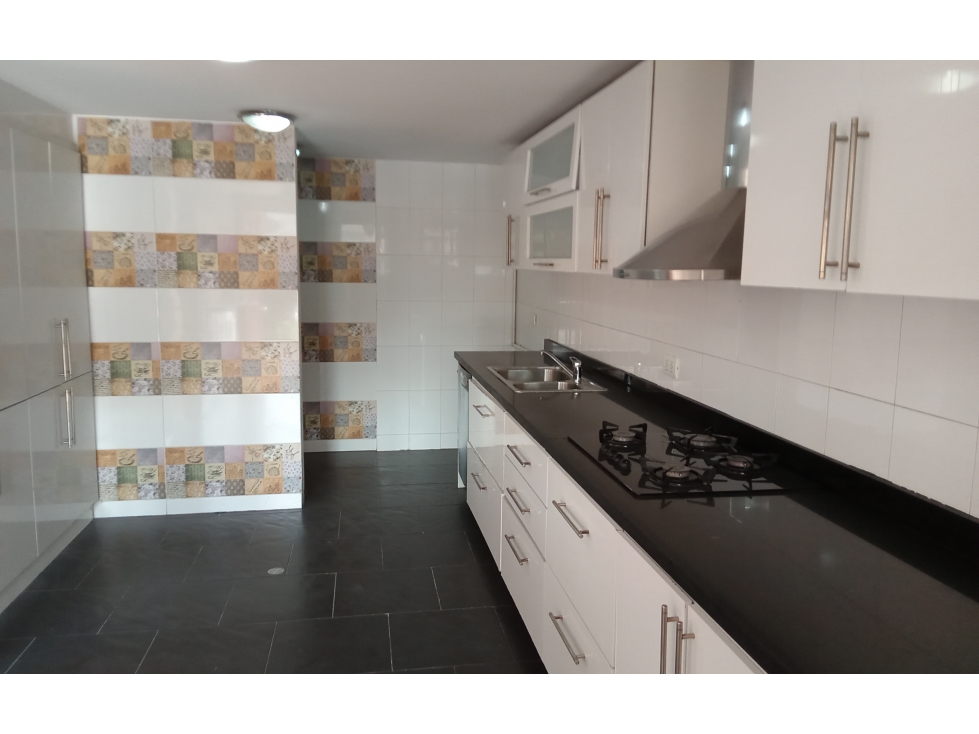 Casa en arriendo en La Estrella, Chía · foto 10 de 24