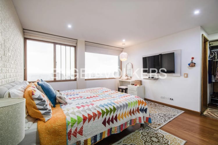 Apartamento de 4 alcobas en venta en El Seminario, Bogotá, 371 m² · foto 11 de 16