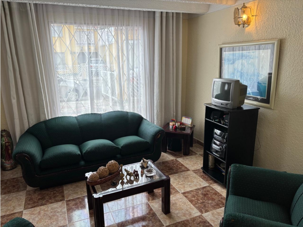Casa en venta en Villa Del Prado, Bogotá · foto 3 de 24