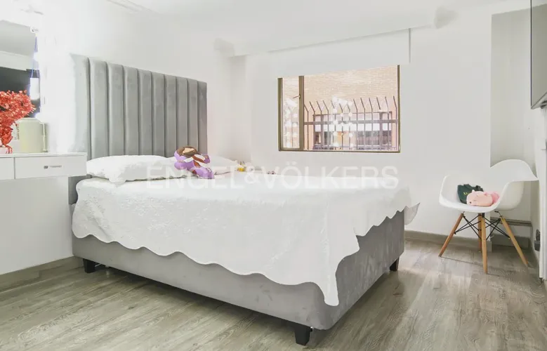 Apartamento de 3 alcobas en venta en Santa Paula, Bogotá, 116 m² · foto 5 de 9