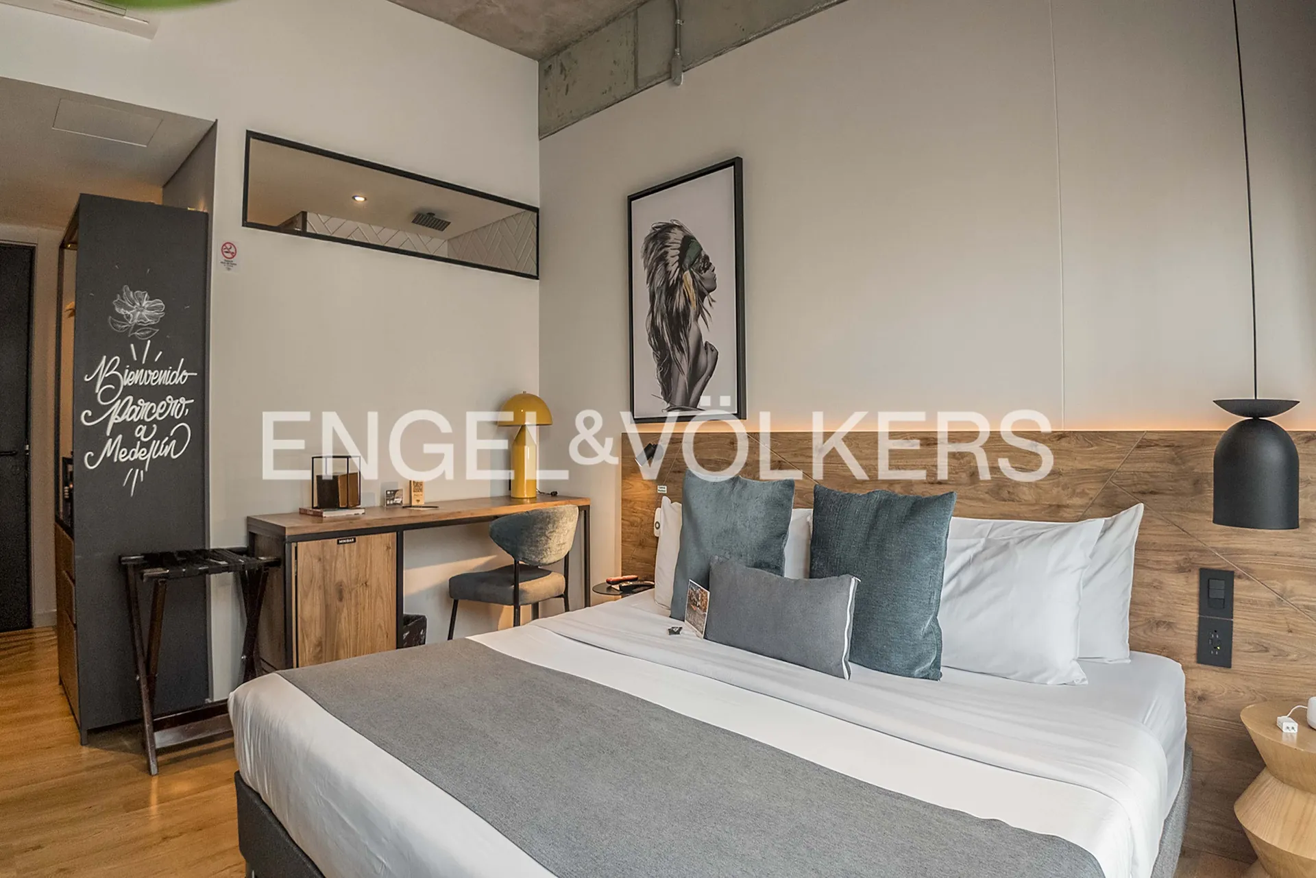 Apartamento en venta en El Poblado, Medellín · foto 3 de 13