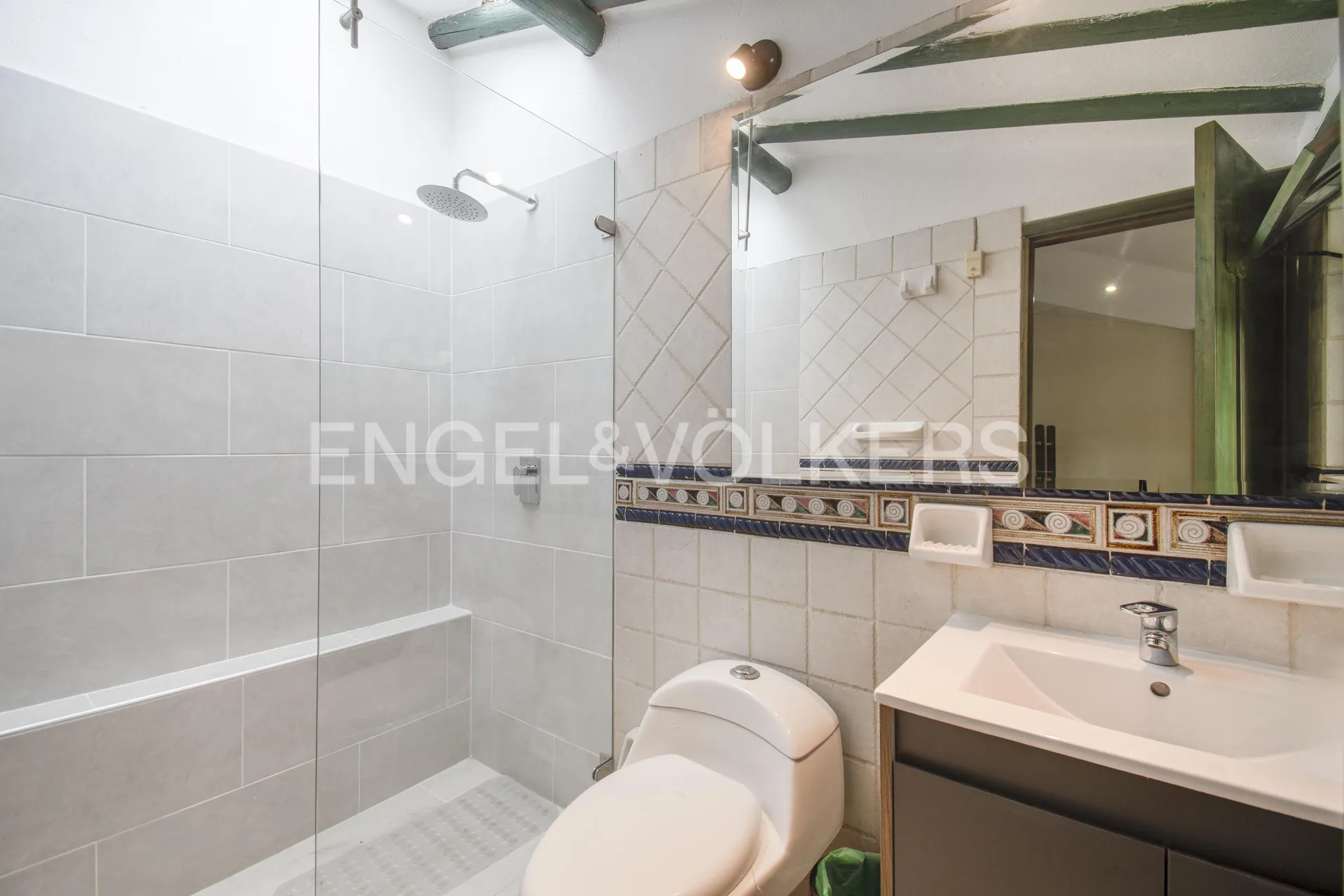 Casa en venta en Santa Barbara Alta, Bogotá · foto 4 de 13