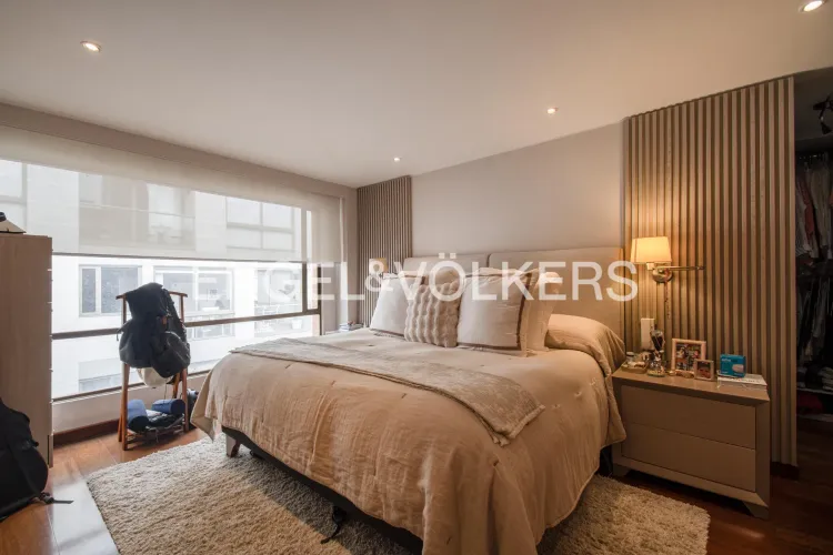 Apartamento de 3 alcobas en venta en Chico Norte, Bogotá, 227 m² · foto 10 de 16