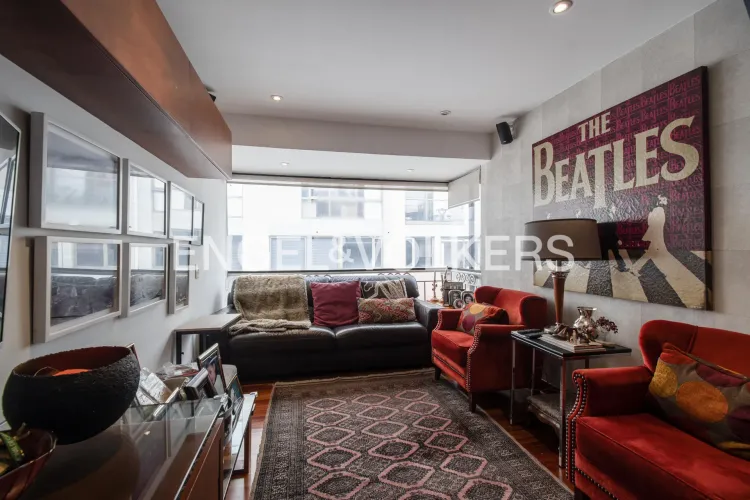 Apartamento de 3 alcobas en venta en Chico Norte, Bogotá, 227 m² · foto 9 de 16
