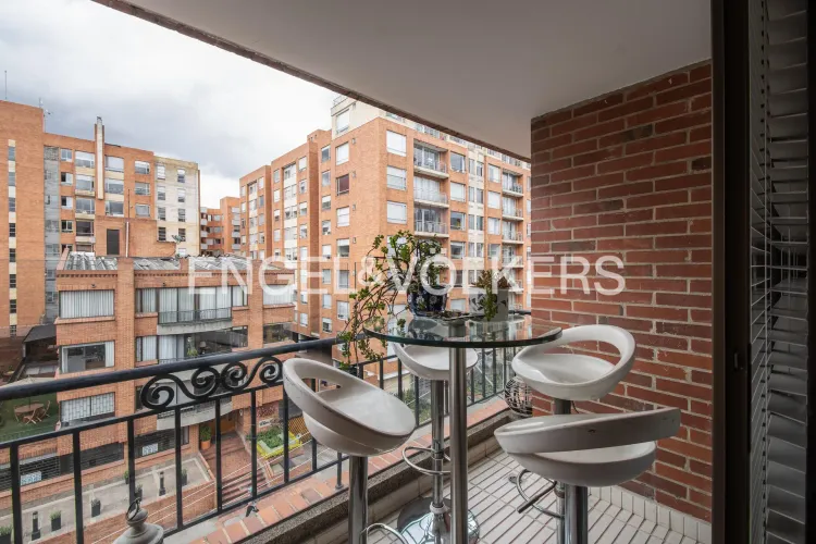 Apartamento de 3 alcobas en venta en Chico Norte, Bogotá, 227 m² · foto 5 de 16