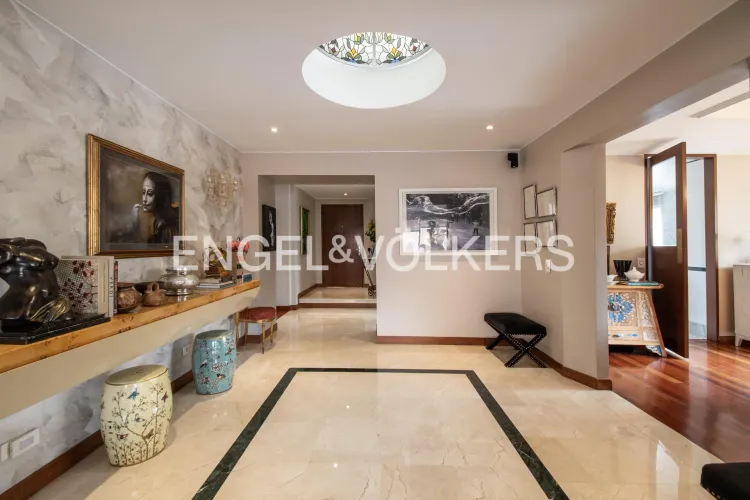 Apartamento de 3 alcobas en venta en Chico Norte, Bogotá, 227 m² · foto 4 de 16