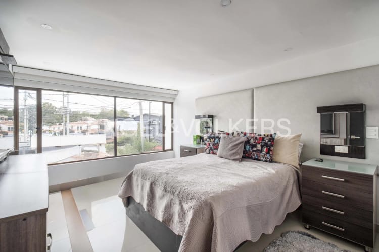 Casa de 5 alcobas en venta en Pontevedra, Bogotá, 430 m² · foto 16 de 20