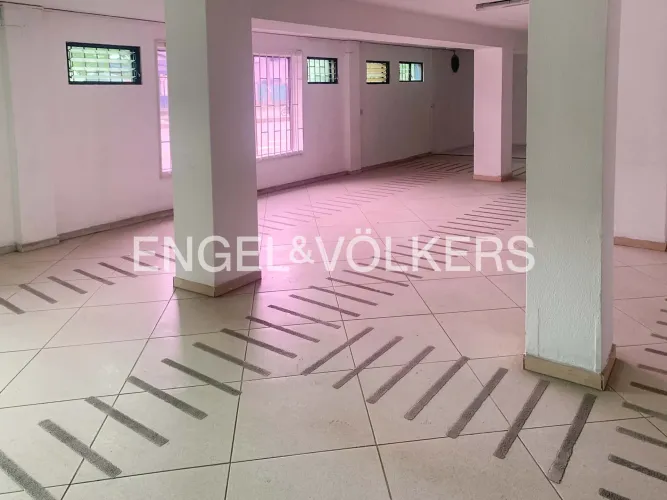Bodega en arriendo en Laureles, Itagüí · foto 12 de 15