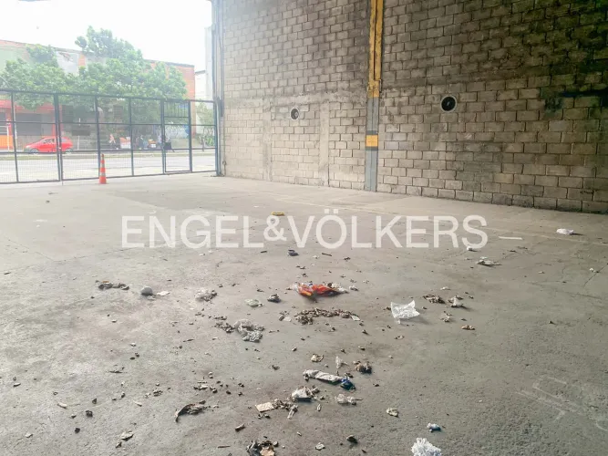 Bodega en arriendo en Laureles, Itagüí · foto 10 de 15