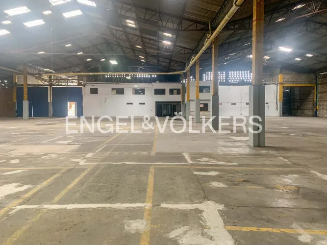 Bodega en arriendo en Laureles, Itagüí · foto 8 de 15