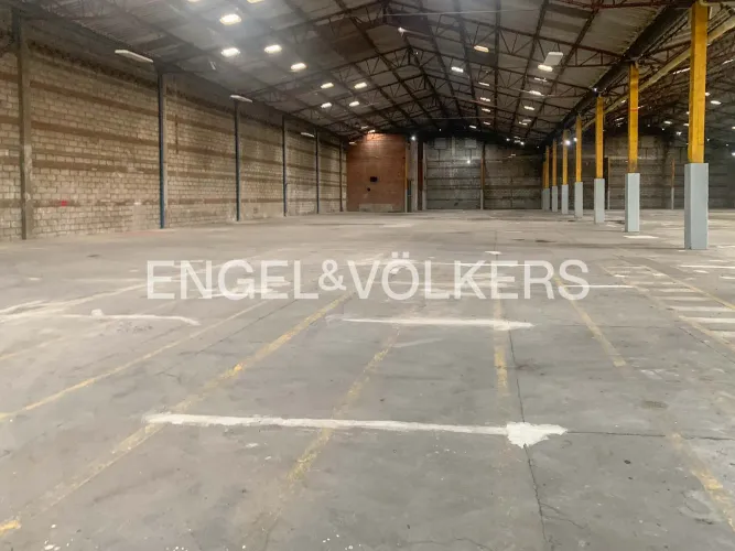Bodega en arriendo en Laureles, Itagüí · foto 5 de 15