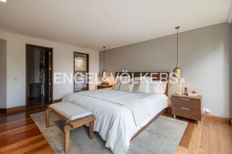 Casa de 4 alcobas en venta en Cerros De Niza, Bogotá, 255 m² · foto 16 de 22
