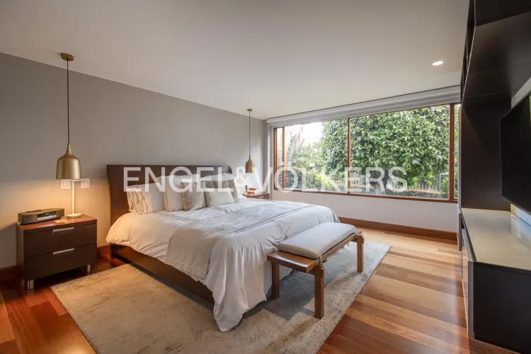 Casa de 4 alcobas en venta en Cerros De Niza, Bogotá, 255 m² · foto 15 de 22