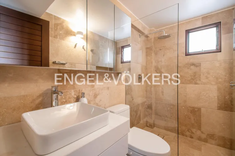 Casa de 4 alcobas en venta en Cerros De Niza, Bogotá, 255 m² · foto 10 de 22