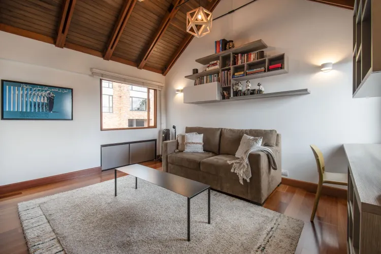 Casa de 4 alcobas en venta en Cerros De Niza, Bogotá, 255 m² · foto 9 de 22
