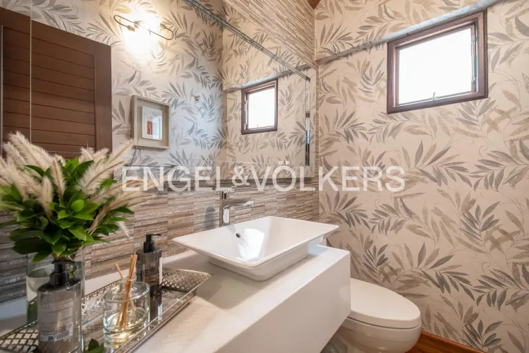 Casa de 4 alcobas en venta en Cerros De Niza, Bogotá, 255 m² · foto 6 de 22