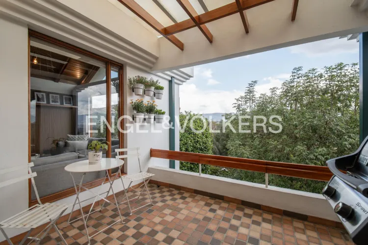 Casa de 4 alcobas en venta en Cerros De Niza, Bogotá, 255 m² · foto 3 de 22