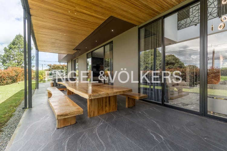Casa de 4 alcobas en venta en Las Palmas, Envigado, 788 m² · foto 10 de 24