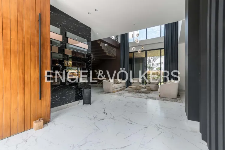 Casa de 4 alcobas en venta en Las Palmas, Envigado, 788 m² · foto 2 de 24