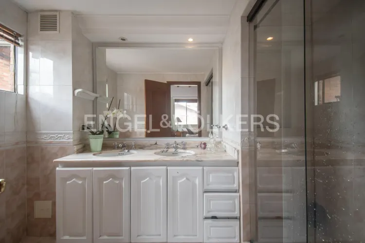 Casa de 4 alcobas en venta en Sotileza, Bogotá, 290 m² · foto 13 de 18