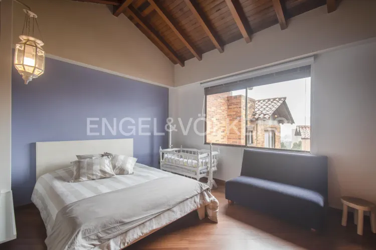 Casa de 4 alcobas en venta en Sotileza, Bogotá, 290 m² · foto 11 de 18