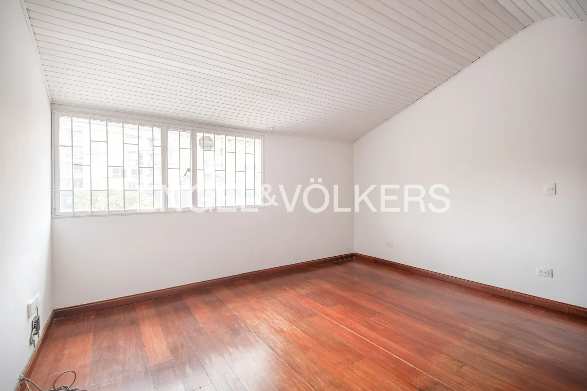 Casa en venta en Pasadena, Bogotá · foto 2 de 20