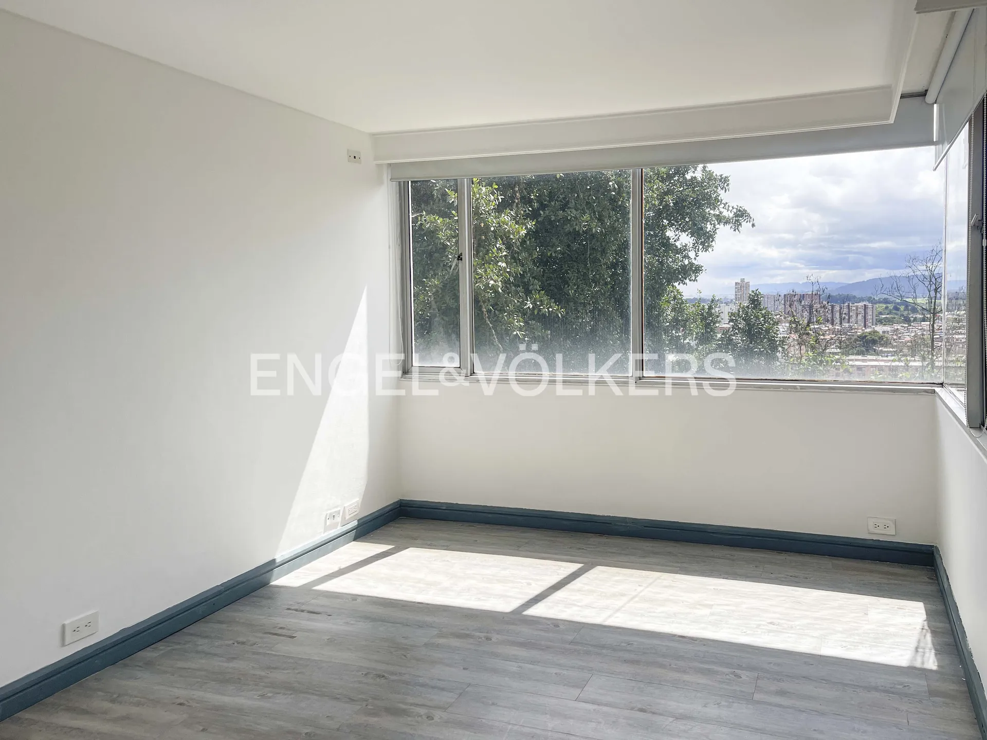 Apartamento en venta en Cerros De Suba, Bogotá · foto 11 de 18