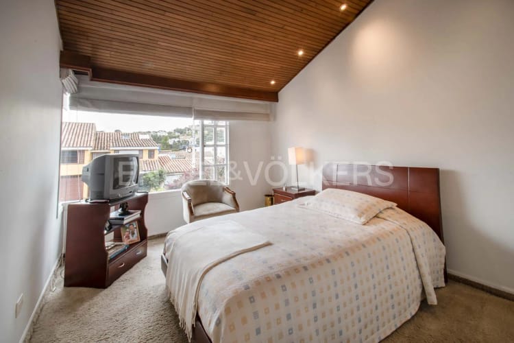 Casa de 4 alcobas en venta en Niza, Bogotá, 220 m² · foto 14 de 20