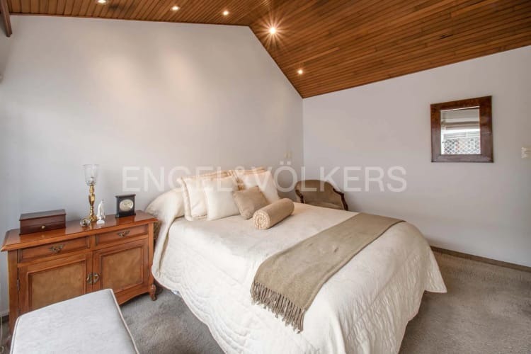 Casa de 4 alcobas en venta en Niza, Bogotá, 220 m² · foto 12 de 20
