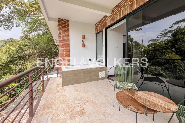 Casa de 10 alcobas en venta en San Lucas, Envigado, 740 m² · foto 12 de 22