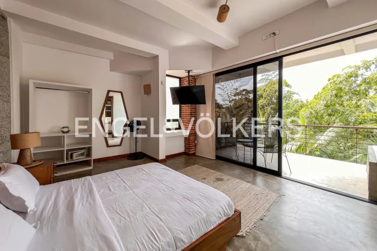 Casa de 10 alcobas en venta en San Lucas, Envigado, 740 m² · foto 11 de 22