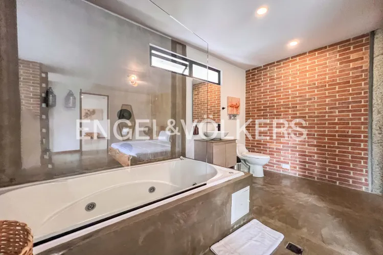 Casa de 10 alcobas en venta en San Lucas, Envigado, 740 m² · foto 7 de 22