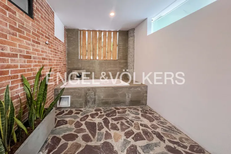 Casa de 10 alcobas en venta en San Lucas, Envigado, 740 m² · foto 5 de 22