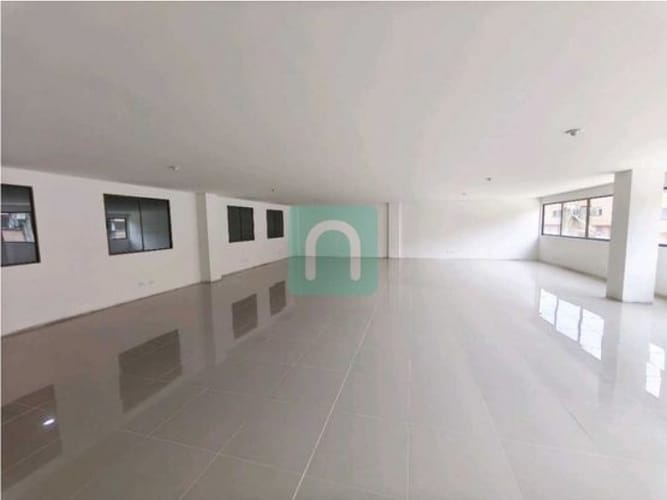 Bodega en arriendo en La Tablaza, La Estrella, 2200 m² · foto 17 de 24