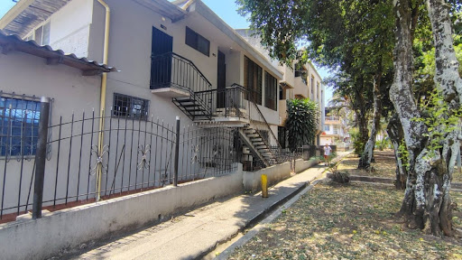 Studio for rent in Panamericano, Cali
