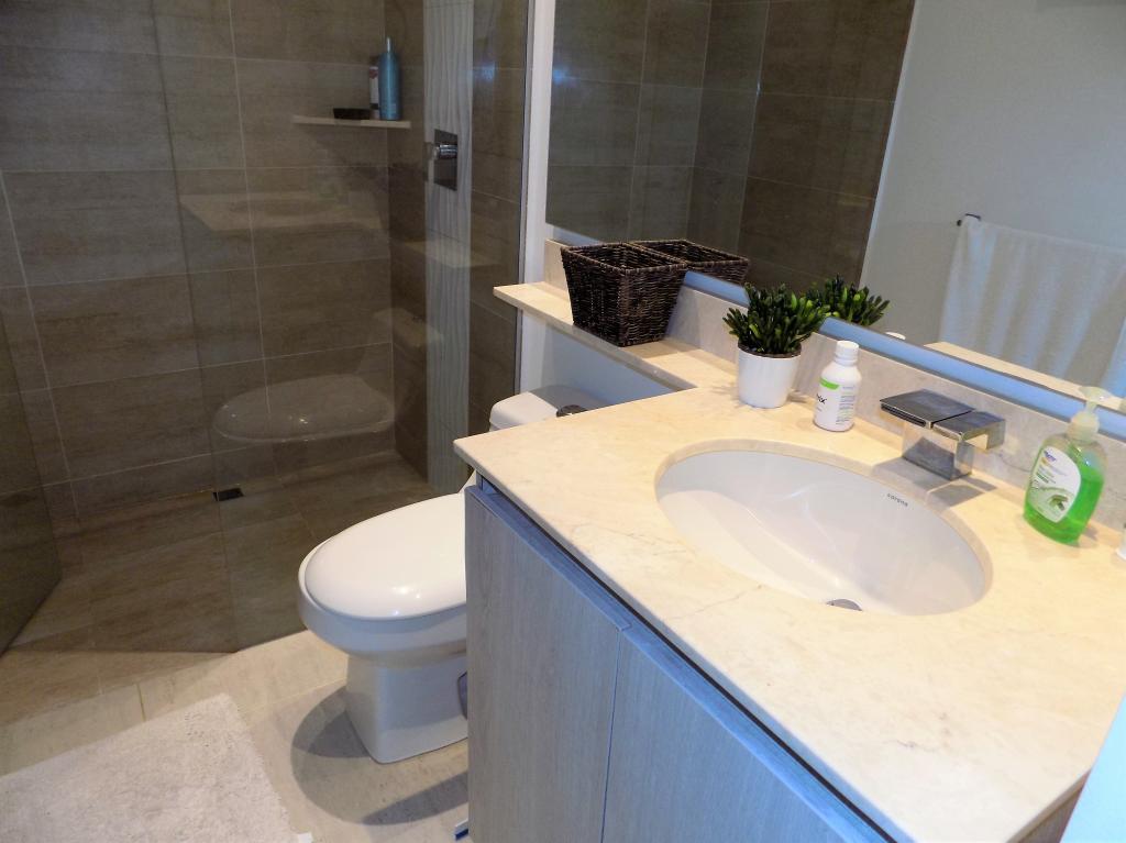Apartamento en arriendo en Cr.La Castellana, Barranquilla · foto 18 de 24