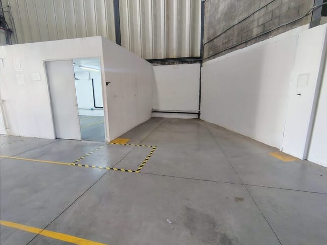 Bodega en arriendo en La Paz, Barranquilla, 300 m² · foto 11 de 24