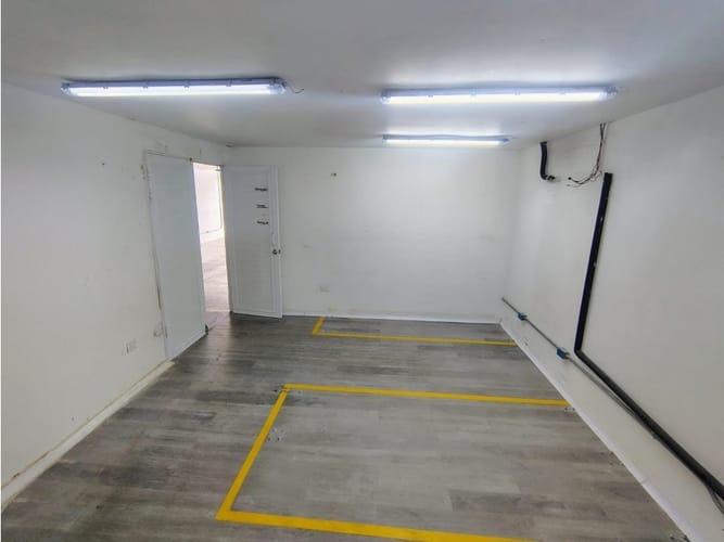 Bodega en arriendo en La Paz, Barranquilla, 300 m² · foto 13 de 24