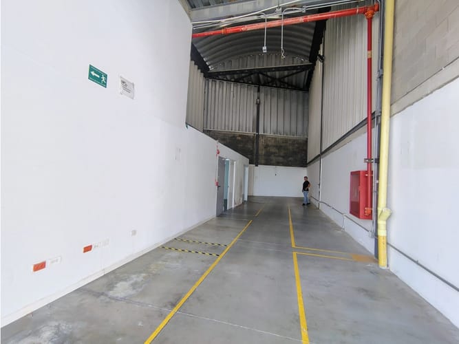 Bodega en arriendo en La Paz, Barranquilla, 300 m² · foto 16 de 24