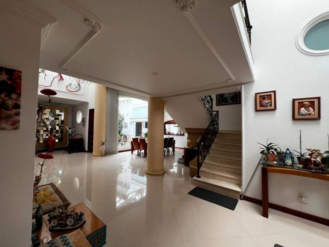 Casa en venta en Santa Barbara Alta, Bogotá · foto 5 de 24