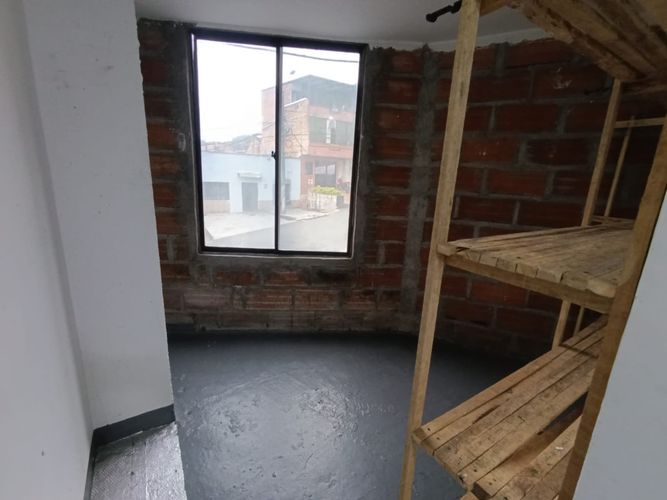Local en arriendo en Asomadera No.3, Medellín, 70 m² · foto 5 de 10