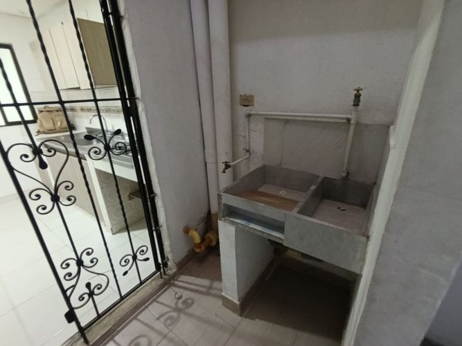 Local en arriendo en Asomadera No.3, Medellín, 70 m² · foto 7 de 10