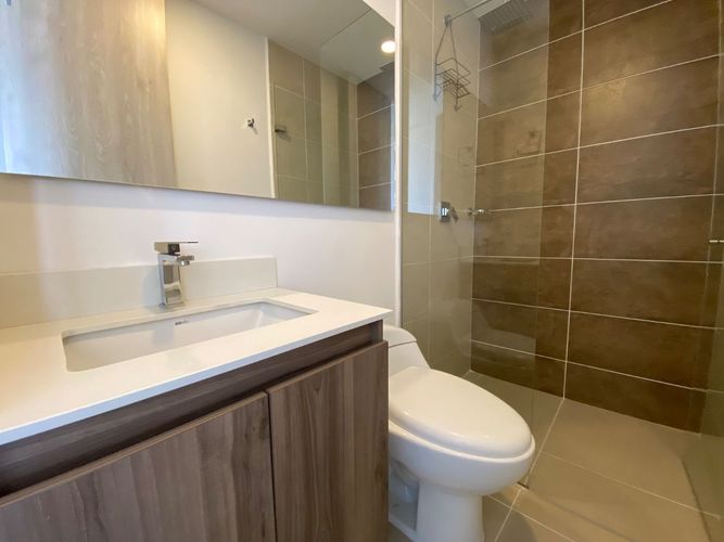 Apartamento de 3 alcobas en arriendo en Los Balsos, Medellín, 130 m² · foto 13 de 17