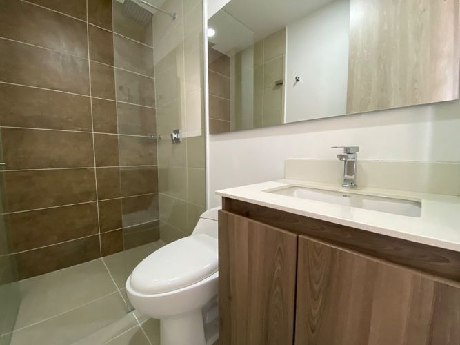 Apartamento de 3 alcobas en arriendo en Los Balsos, Medellín, 130 m² · foto 14 de 17