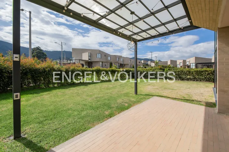 Casa de 3 alcobas en venta en Pueblo Viejo, Cota, 197 m² · foto 16 de 18