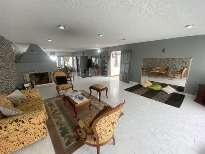 Casa en venta en Britalia, Bogotá · foto 3 de 24