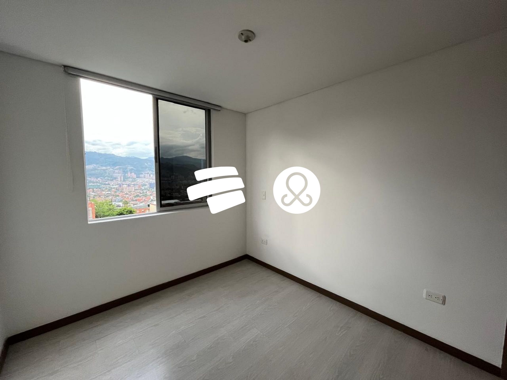 Apartamento en venta en Zona Centro, Envigado · foto 12 de 17