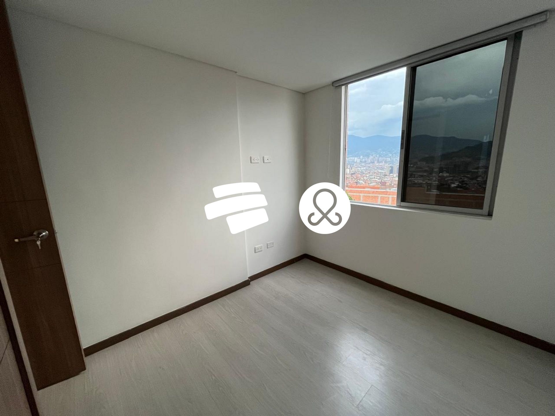 Apartamento en venta en Zona Centro, Envigado · foto 14 de 17