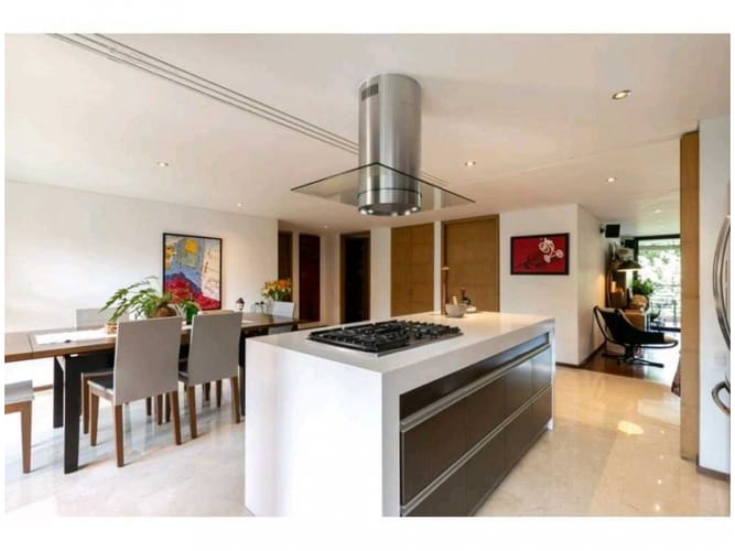 Apartamento en venta en El Poblado, Medellín · foto 9 de 21