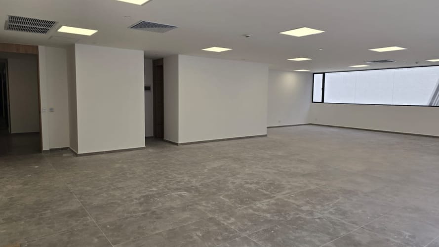 Oficina en arriendo en Ciudad Del Río, Medellín, 133 m² · foto 5 de 10